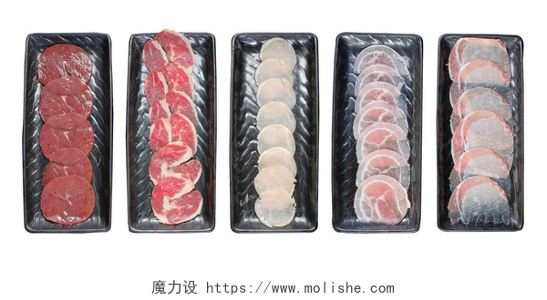 白色背景的牛肉鱼片火锅烤肉涮肉食材白色背景火锅肉滑梯